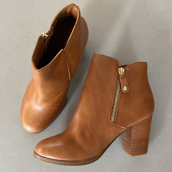 Aldo Naedia Womens Ankle Boots Color  Brown Size 6.5 - Picture 16 of 16